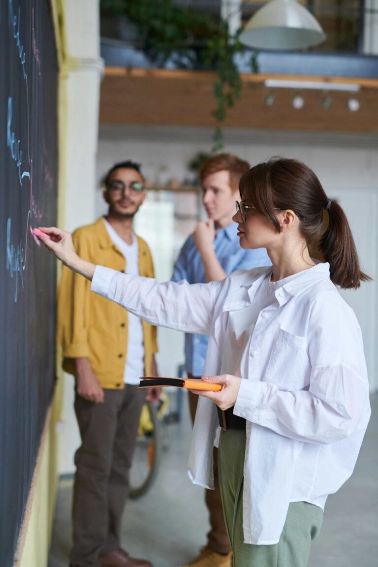 Équipe en atelier collaboratif
